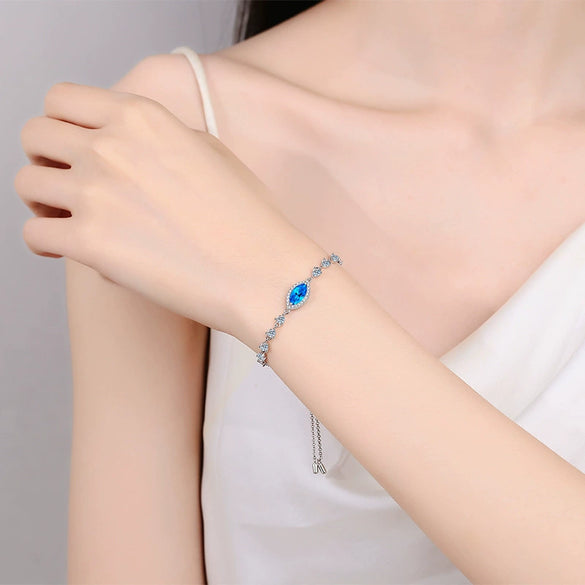 925 Sterling Silver Plated Bracelet With Sapphire Blue Horse Eye Moissanite Stretch Adjustment Electroplating Treatment Simple And Personalized For Women