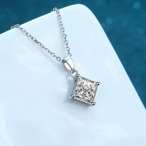 925 Sterling Silver Princess Cut Square Pendant Necklace With Four Prong Setting Geometric Electroplated Design