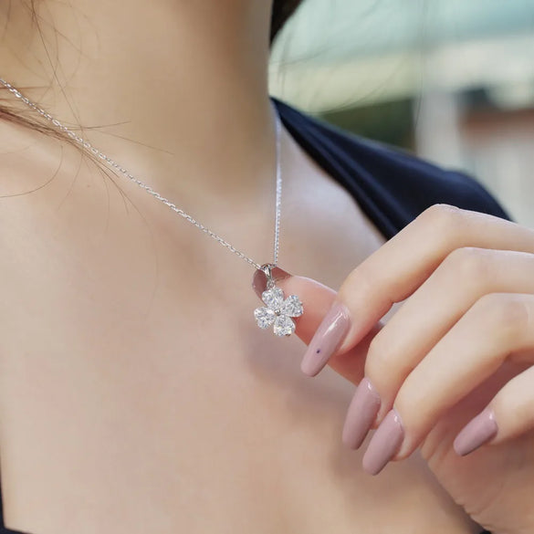 Sterling Silver Simple Style Classic Style Inlay Flower Rhinestones Pendant Necklace