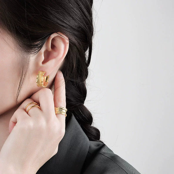 925 Sterling Silver Wavy Wide Earrings Simple Textured Sand Finish Fashion Earrings For Women