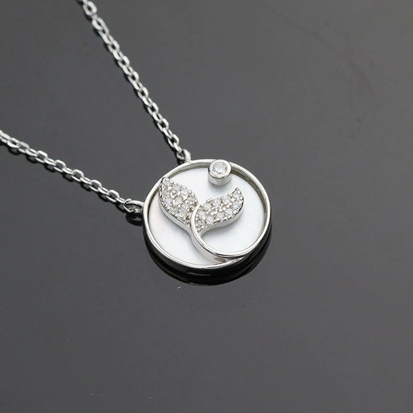 925 Sterling Silver Women’s Necklace With White Shell Fishtail Pendant Geometric Cross Chain Electroplated Collarbone Necklace