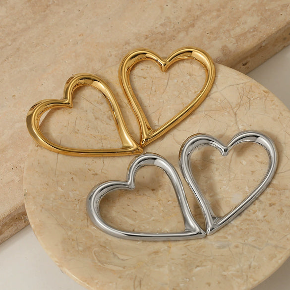 Summer New Exaggerated Loveshaped Stainless Steel Earrings For Women With Electroplating