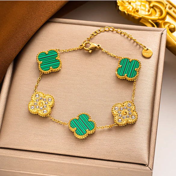 Sweet Four Leaf Clover Titanium Steel Plating 18k Gold Plated Bracelets