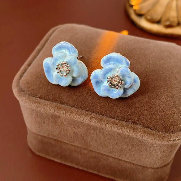 Sweet Fresh Floral Alloy Stud Earrings With Dripping Oil Processing For Women