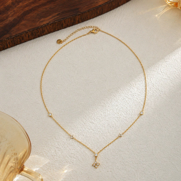Sweet Stainless Steel Flower Geometric Pendant Necklace With Delicate Plated Collarbone Chain And Lobster Clasp For Women