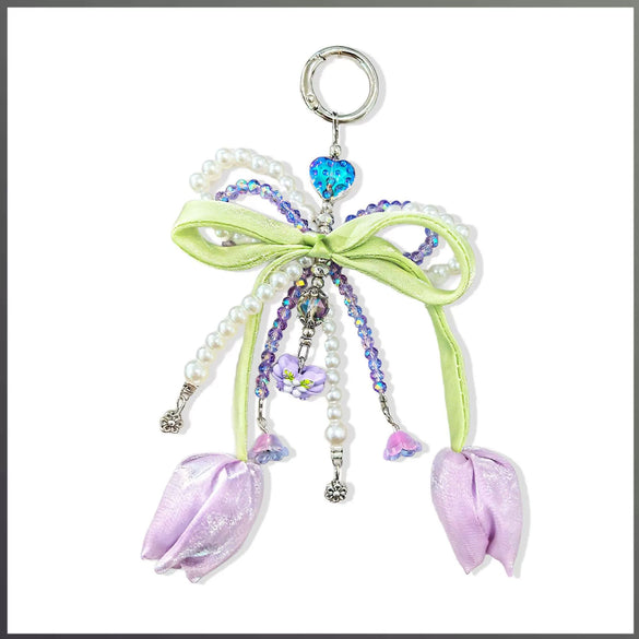 Sweet Style Sunflower And Rose Bouquet Hand Knitted Yarn Keychain Pendant With Copper Accent Gift For Women