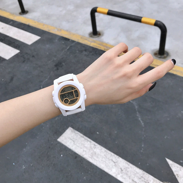 Teenagers Plastic And Silicone Round Dial Electronic Sports Watch Leisure Style Allmatch Couple's Watch