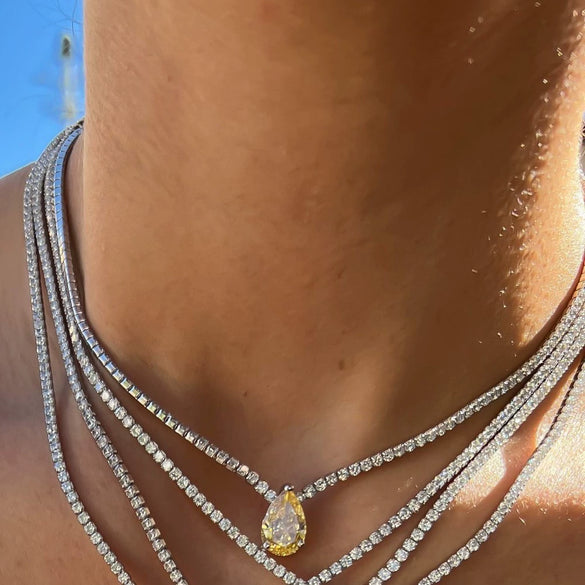 Tennis Zircon Necklace Emerald Zircon Choker Short Necklace Light Luxury Titanium Steel Geometric Mixed Gem Inlay Diamond