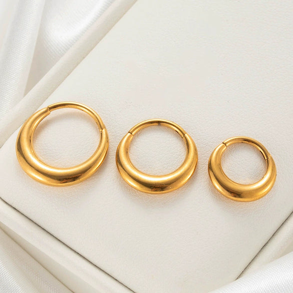 Titanium Alloy Ear Buckle Earrings Fashion Heart Shape Electroplating Unisex