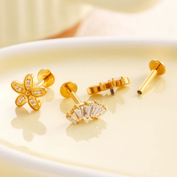 Titanium Alloy Flower Pattern Electroplated Women's Cartilage Puncture Earrings