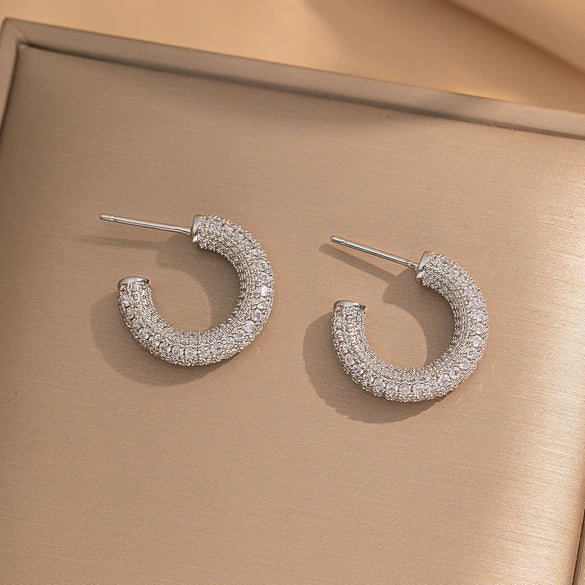 Titanium Steel And Copper Cshaped And Heartshaped Retro Earrings With Diamond Electroplating Design For Women