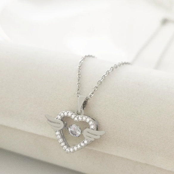 Titanium Steel And Copper Women's Heart Shape Elegant Microinlaid True Gold Light Luxury Electroplated Necklace With Cross Chain