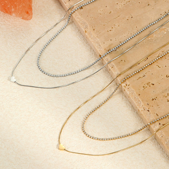 Titanium Steel And Stainless Steel Clavicle Chain With 18K Gold Plated Heartshaped Pendant And Geometric Pattern Electroplated Design Women's Necklace