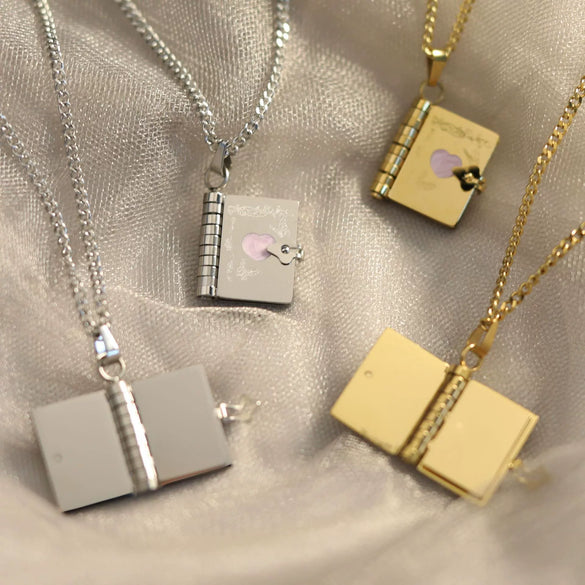 Titanium Steel And Stainless Steel Geometric Butterfly Pendant With O Shaped Chain Electroplated And Color Preserved