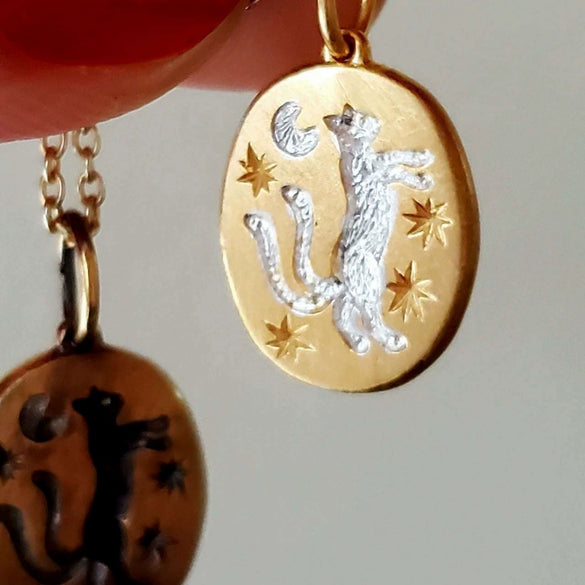 Titanium Steel Animal Zodiac Oil Dripping Rabbit Element Pet Oval Tarot Card Necklace 18K Gold Electroplated