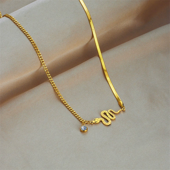 Titanium Steel Asymmetric Snakeshaped Chain Geometric Pendant Necklace With Electroplating