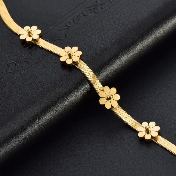Titanium Steel Bracelet Geometric Pattern Polished For Women
