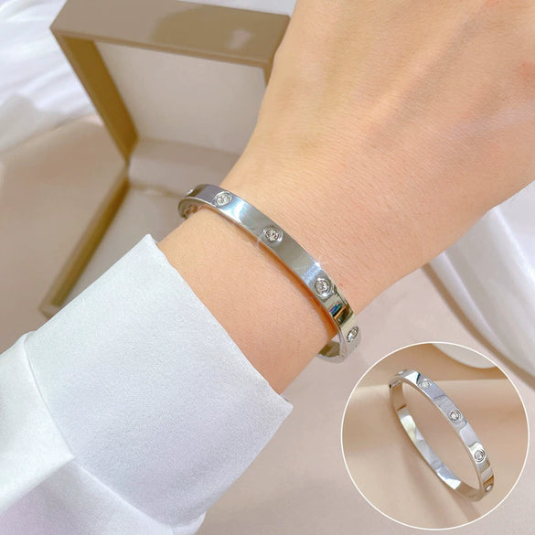 Titanium Steel Bracelet Retro Fashion Electroplated Jewelry