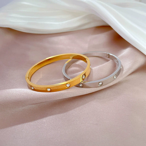 Titanium Steel Bracelet Retro Fashion Electroplated Jewelry