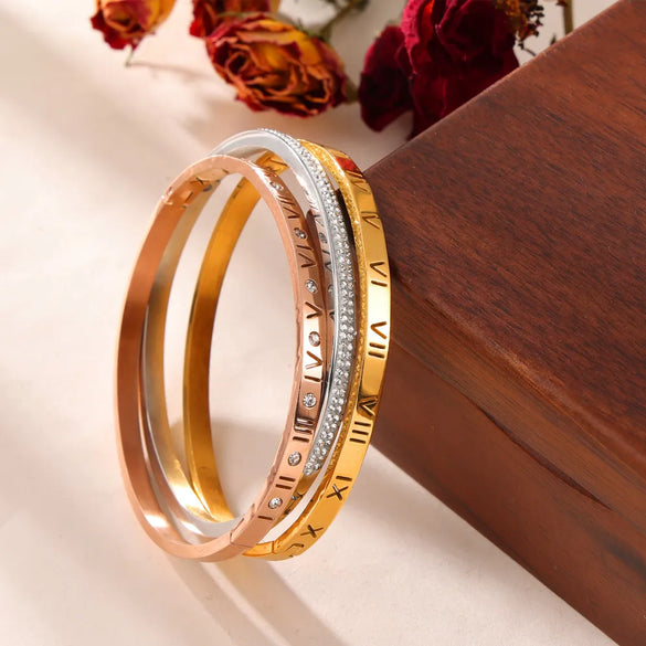 Casual Retro Simple Style Round Roman Numeral Titanium Steel 18K Gold Plated Rhinestones Bangle In Bulk