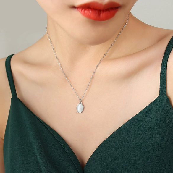 316L Stainless Steel Cat's Eye Pendant Clavicle Chain Necklace With Geometric Pattern And Electroplating Treatment For Women