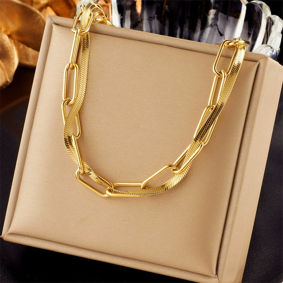 Titanium Steel Clavicle Chain With Irregular Love Butterfly Pendant Electroplated Design For Women