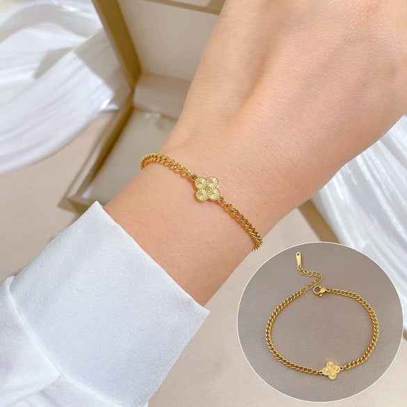 Titanium Steel Constellation Pattern Gold Inlaid Chain Bracelet For Women