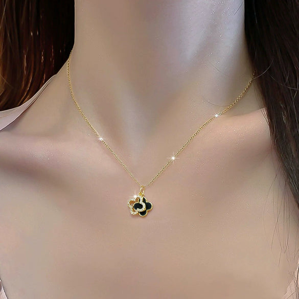 Titanium Steel Diamondencrusted Geometric Fourleaf Flower Cartoonstyle Female Necklace