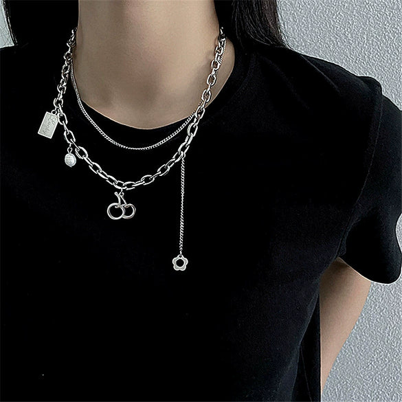 Titanium Steel Doublelayer Hiphop Unisex Clavicle Chain With Geometric Design And Electroplating Treatment Snake Bone Chain