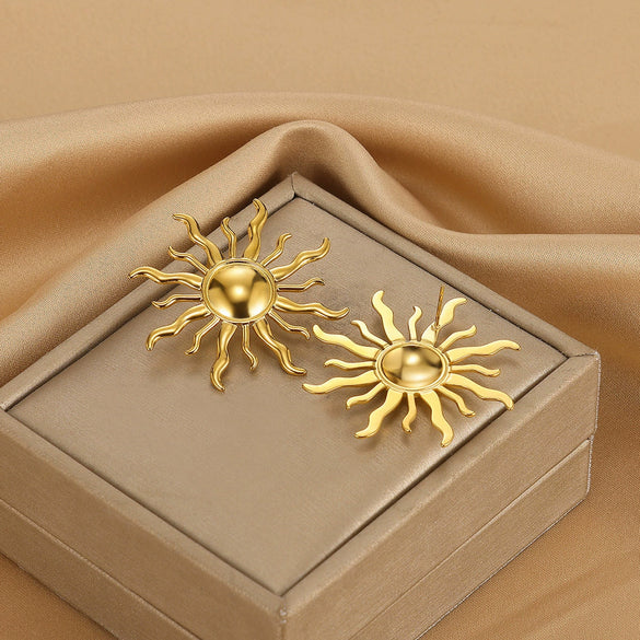 Titanium Steel Earrings Gold Plated With Flower Design Retro Light Luxury Style For Women