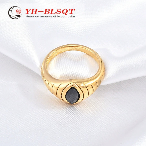 Titanium Steel Electroplated 18K Gold Ring With Horse Eye Shape And Cartoon Characters