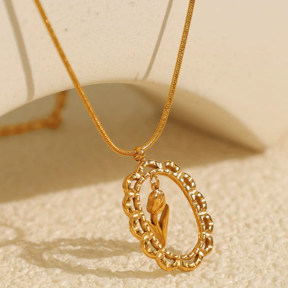 316L Stainless Steel Electroplated Oval Hollow Clavicle Chain With Love Heart And Tulip Flowers For Women