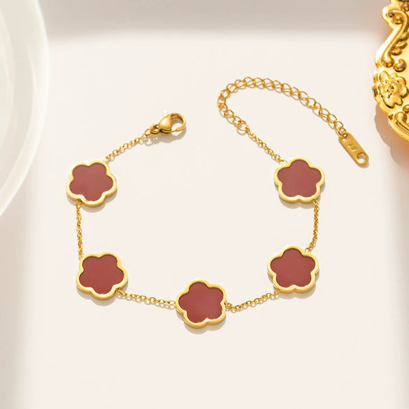 Titanium Steel Fiveleaf Clover Flower Plum Pendant Clavicle Chain For Women With Vacuum Furnace Electroplating