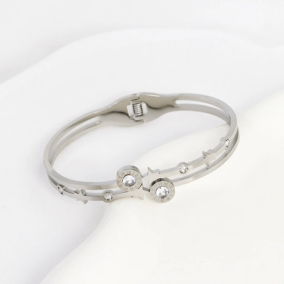 Titanium Steel Fivepointed Star Geometric Personality Fashion Waterproof Sweatproof Bracelet
