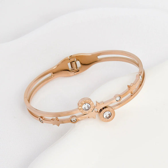 Titanium Steel Fivepointed Star Geometric Personality Fashion Waterproof Sweatproof Bracelet