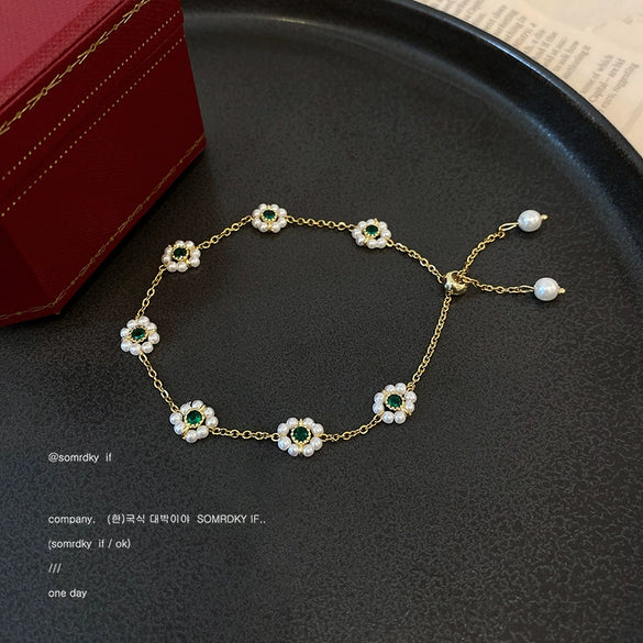 Titanium Steel Flower Diamond Women's Retro Bracelet