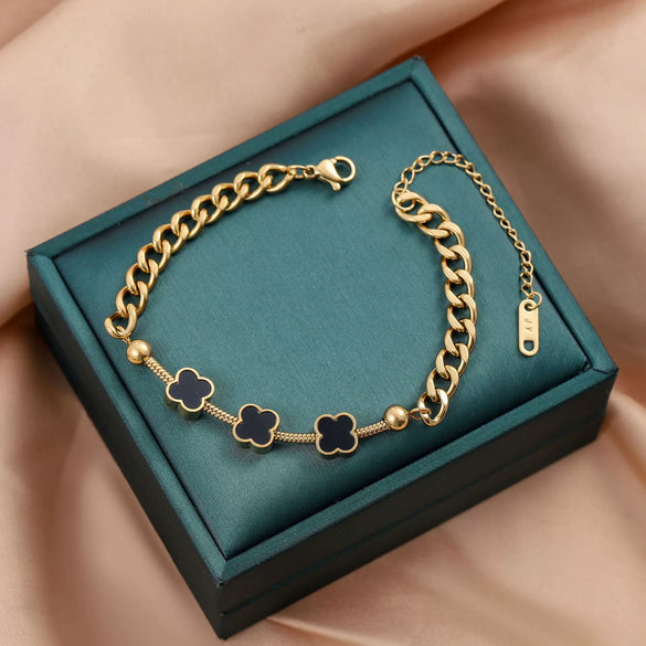 Titanium Steel Four Leaf Clover Women's Bracelet With Electroplating Fashion Simple Light Luxury