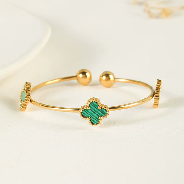 Titanium Steel Fourleaf Clover Light Luxury Bracelet Electroplated With Gold