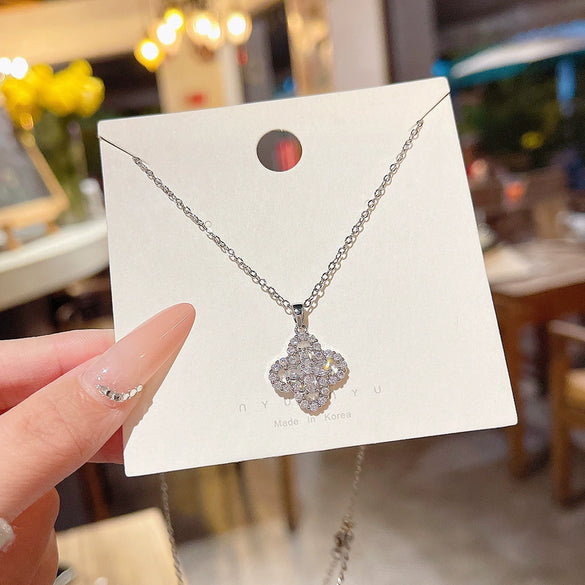 Titanium Steel Fourleaf Flower Pendant Necklace For Women With Mixed Gemstone Setting And Electroplating Design