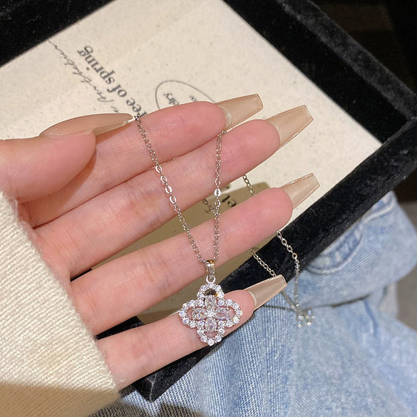 Titanium Steel Fourleaf Flower Pendant Necklace For Women With Mixed Gemstone Setting And Electroplating Design