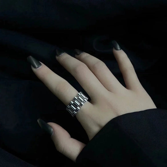 Titanium Steel Geometric Chain Ring For Women Gold Inlaid Hip Hop Style Statement Jewelry