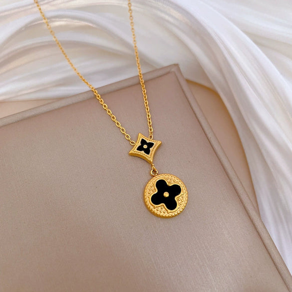 Titanium Steel Geometric Diamondshaped Lucky Grass Electroplating Unisex Clavicle Necklace
