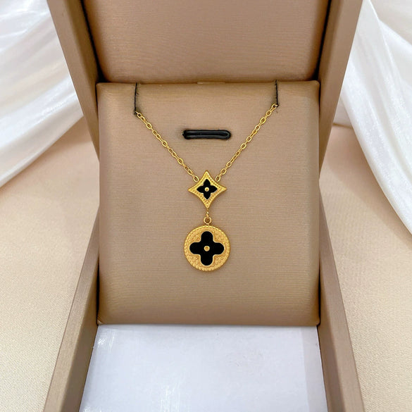 Titanium Steel Geometric Diamondshaped Lucky Grass Electroplating Unisex Clavicle Necklace