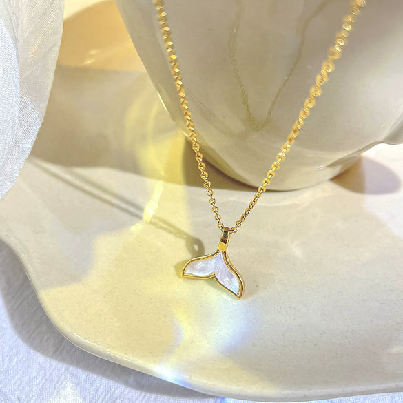 Titanium Steel Geometric Fishtail Pendant Necklace For Women With Electroplating Process