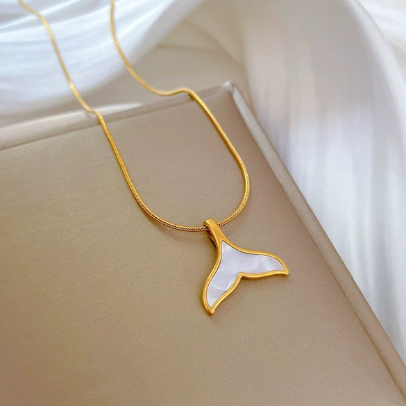 Titanium Steel Geometric Fishtail Shell Necklace For Women Fashion Minimalist Style With Real Gold Electroplating