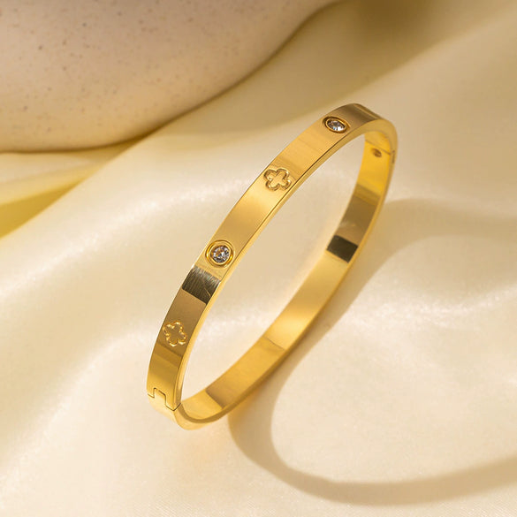 Titanium Steel Geometric Girls Bracelet With Real Gold Electroplating
