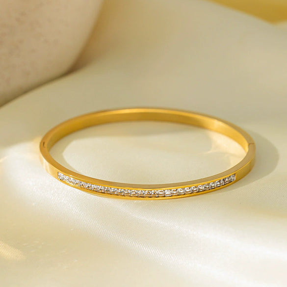 Titanium Steel Geometric Girls Bracelet With Real Gold Electroplating