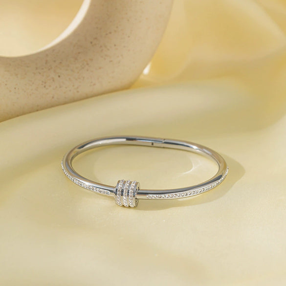 Titanium Steel Geometric Girls Bracelet With Real Gold Electroplating