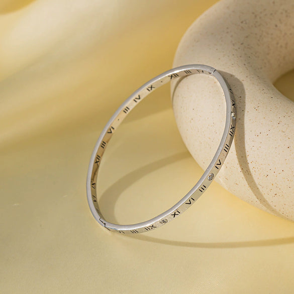 Titanium Steel Geometric Girls Bracelet With Real Gold Electroplating