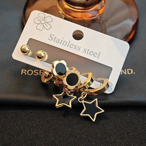 Titanium Steel Geometric Heart Shape Electroplated Earrings For Women